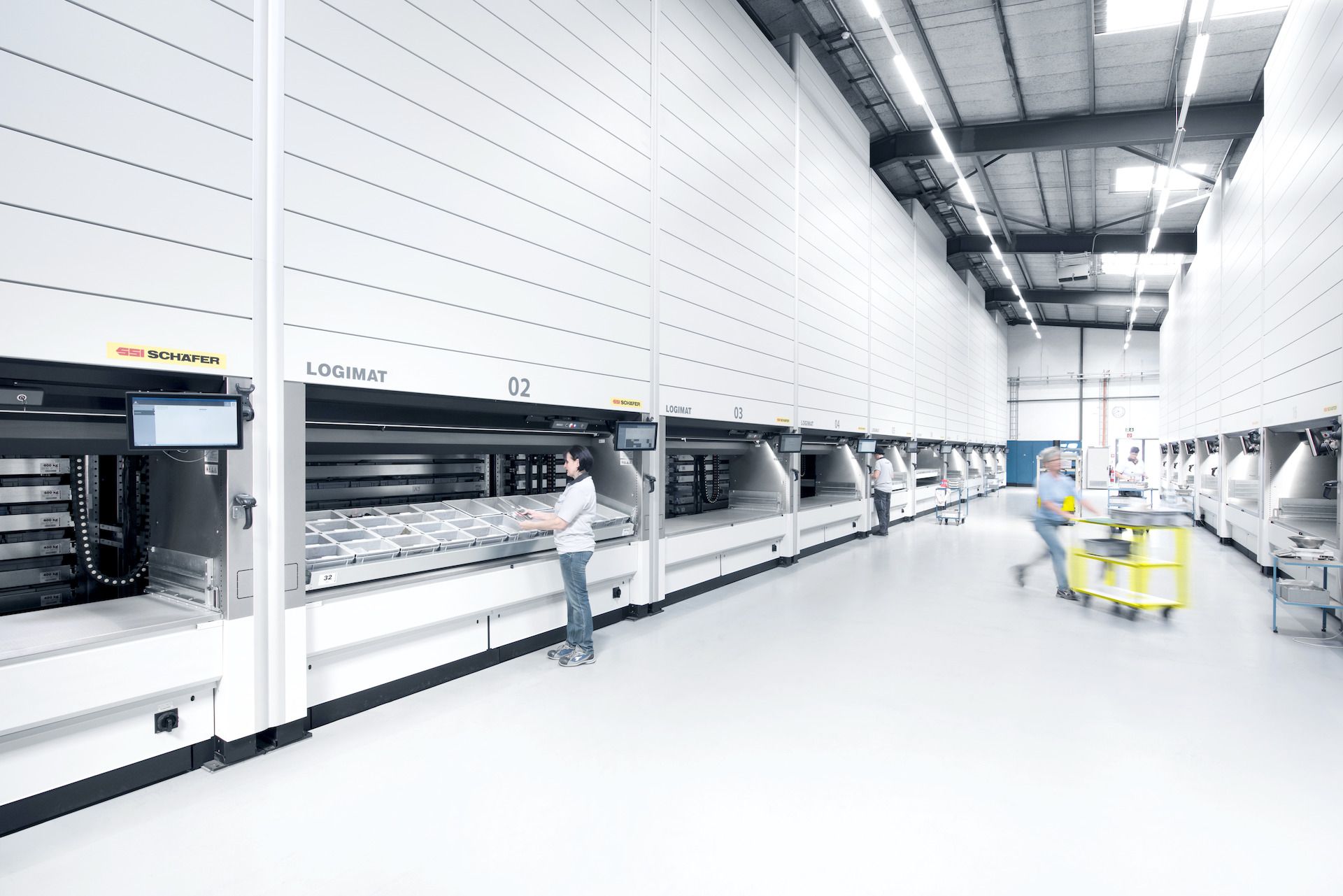 Lagerlift LogiMat im Einsatz bei Müller Martini in Zofingen